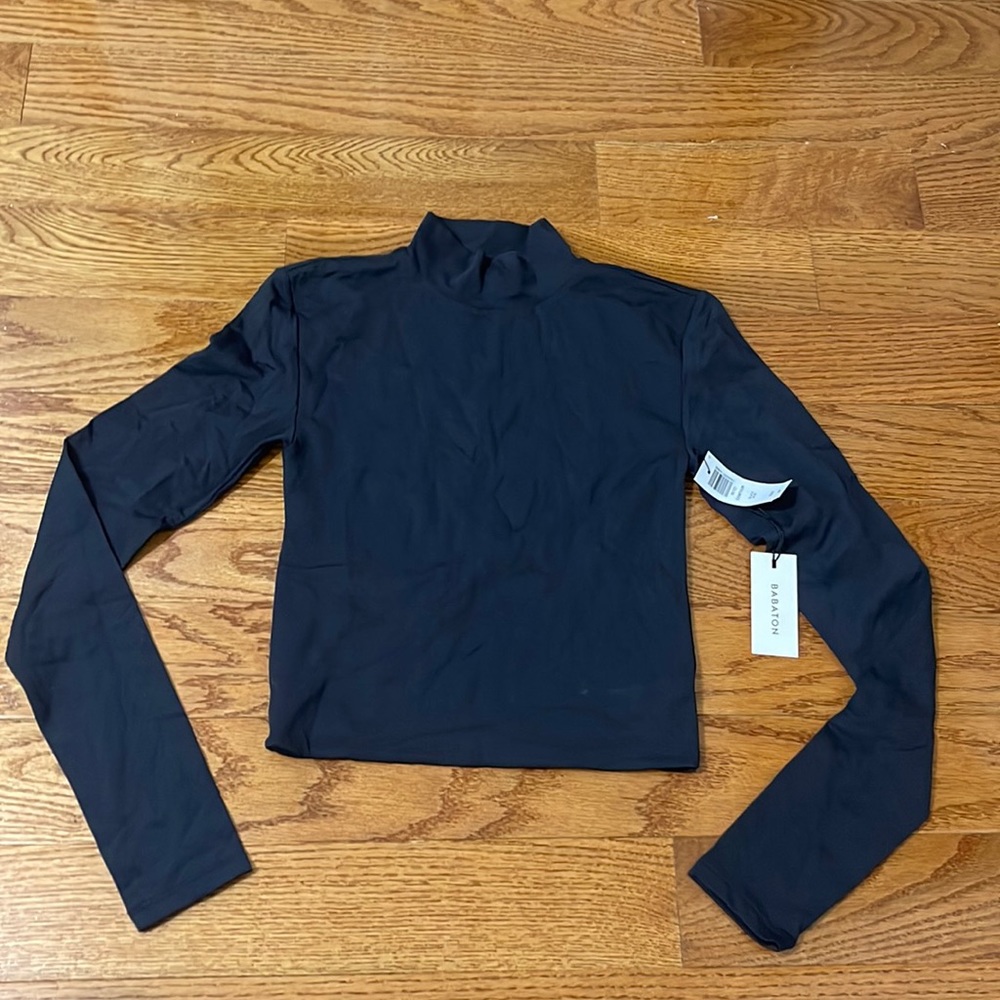 Black Aritiza Top